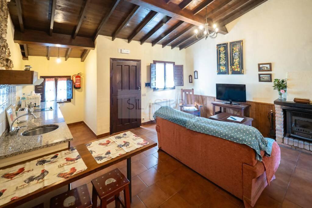 פראביה La Casona Del Cura I By Silastur מראה חיצוני תמונה